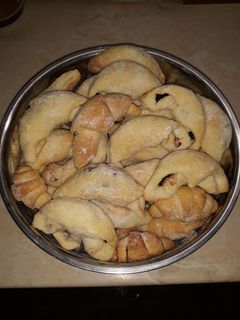 Szilvalekváros hókifli recept fotója