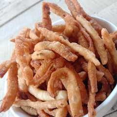 Stik bawang gurih tanpa telur রেসিপির প্রধান ছবি