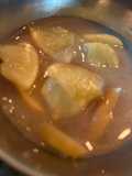 Receta de aprovechamiento: Sirope de manzana con manzanas pochadas