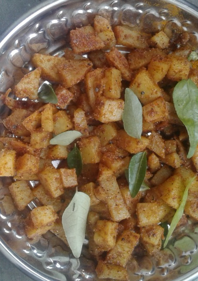 உருளைக் கிழங்கு மிளகு வறுவல் செய்முறை முக்கிய புகைப்படம்