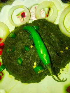 मूली का साग (mooli ka saag recipe in Hindi) रेसिपी मुख्य फोटो