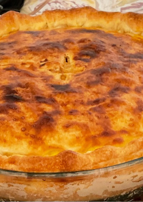 Una foto de TARTA DE POLLO, CHOCLO, CHAMPIÑONES y QUESO
