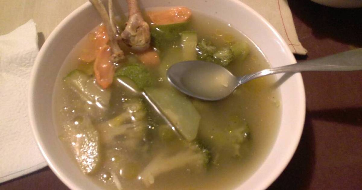 Sopa de verdura y huesitos de pollo al habanero Receta de Jose (Chef  Antoche)- Cookpad