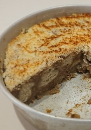 Una foto de Cocina de subsistencia: Pudín Rústico de Pan Anejado al Caldo de Lentejas