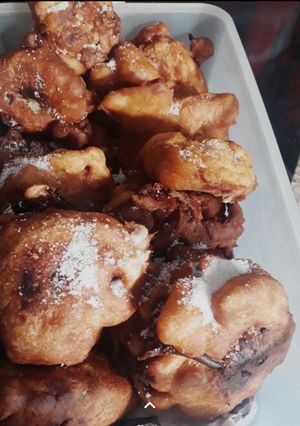 Una foto de Buñuelos de Manzana 😁