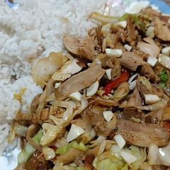 A picture of Simple Stir Fry with leftover chicken.