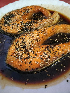 Una foto de Salmón en salsa teriyaki