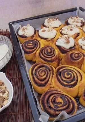 Φωτογραφία της συνταγής Ρολάκια με πουρέ κολοκύθας και σοκολατένια γέμιση