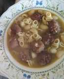 Sopa de albóndigas