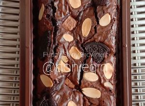 Foto resep Fudgy Shiny Crust Brownie / Brownies Panggang