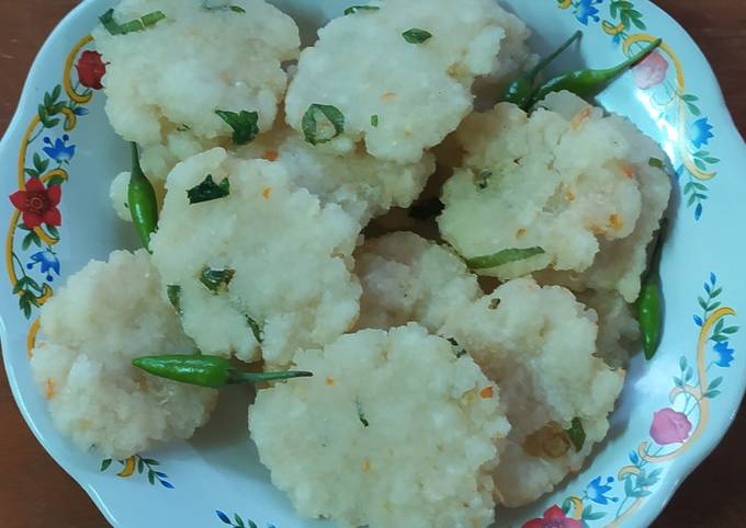 Cireng nasi pedas