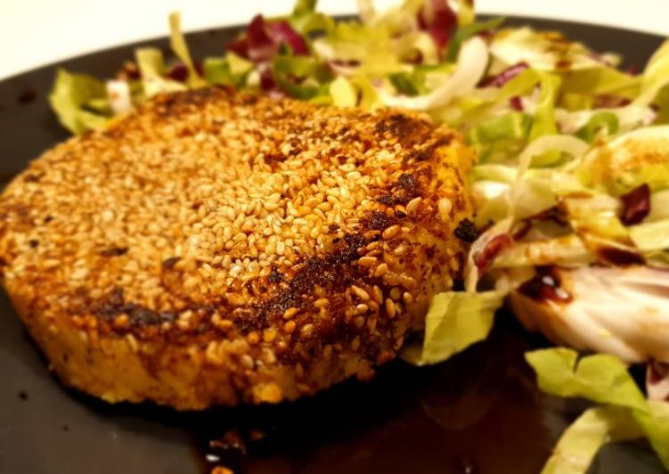 Burger di ceci con panatura di semi di sesamo