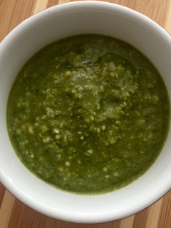 Una foto de Pesto de Albahaca y Perejil