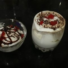 A picture of Vanilla ice cream.