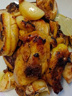 Una foto de Pollo al ajillo fácil