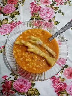 عکسی از دستور سوپ جو با پای مرغ