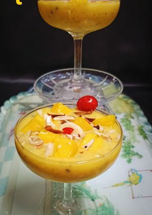 ম্যাঙ্গো বেনানা ডেজার্ট (mango banana dessert recipe in Bengali) রেসিপির প্রধান ছবি