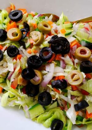A picture of Arabic Style Salad.
