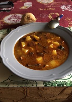 Una foto de Patatas con níscalos