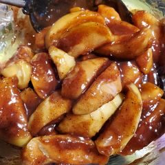A picture of Country Fried Cinnamon Apples.