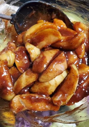 A picture of Country Fried Cinnamon Apples.