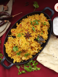 ખારી ભાત (Khari Bhat Recipe In Gujarati) રેસીપી મુખ્ય ફોટો