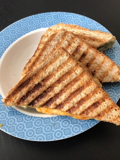 A picture of Potatoes grilled cheese sandwich.