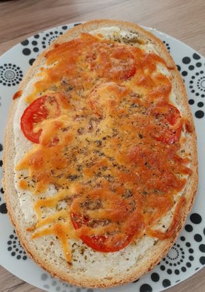 Une photo de Tartine poulet/cheddar