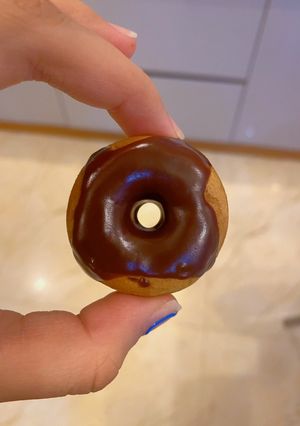 Hình của món [Không Cần Lò] Bánh Donut Phủ Chocolate.