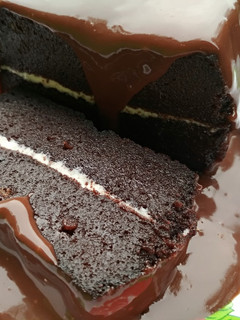 Foto resep Cake Coklat lumerr Siram Selai Coklat Homemade #KamisManis