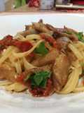 Linguine con Funghi Pleurotus e Pomodori Secchi Sottolio