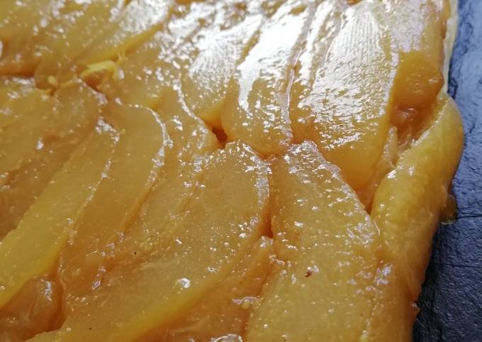 Tatin de poires et zeste de citron Bio