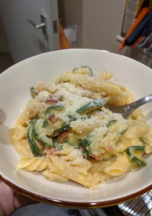 A picture of Courgette and Sweet Pepper Carbonara.