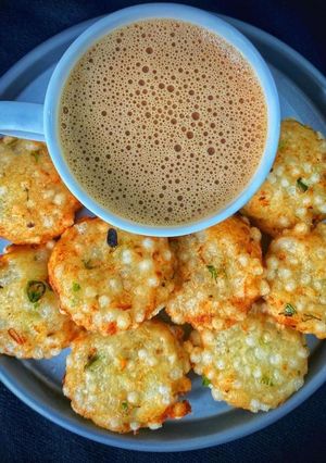A picture of Sabudana vada.