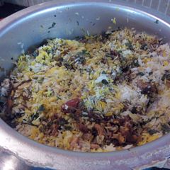 A picture of Simply Tasty Chicken/Kozhi Biryani.