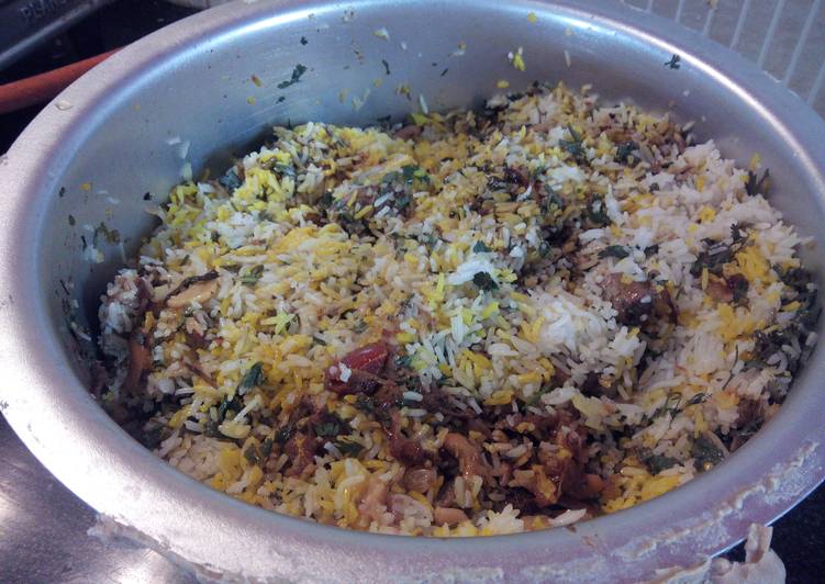 Recipe of Favorite Simply Tasty Chicken/Kozhi Biryani