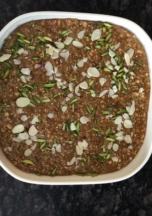 A picture of Almond, sesame and jaggery fudge (badam gur papadi).