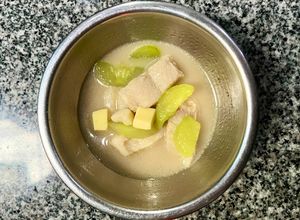 Foto resep Sup Ikan Dori Singapore Kuah Susu (versi MPASI/anak2)