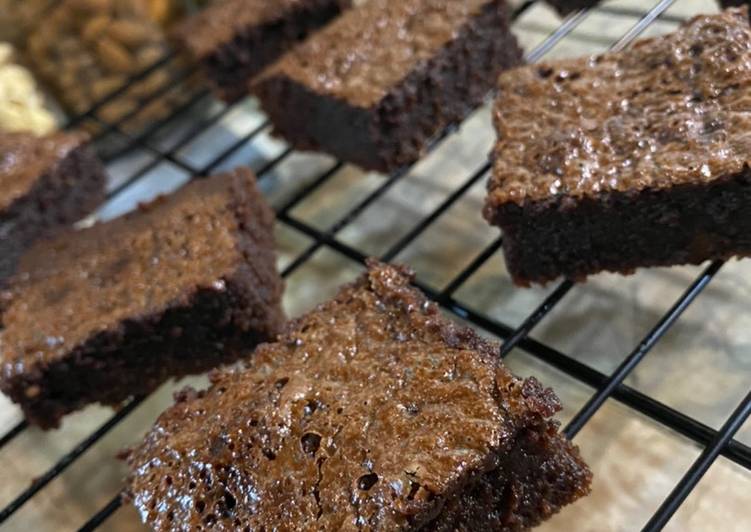 Recipe of Quick Fudgy Chocolate Brownies