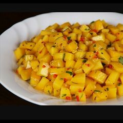 A picture of Sweet mango chutney.