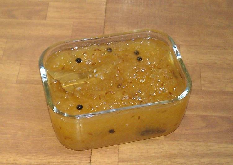 How to Make Quick Raw Mango Chutney