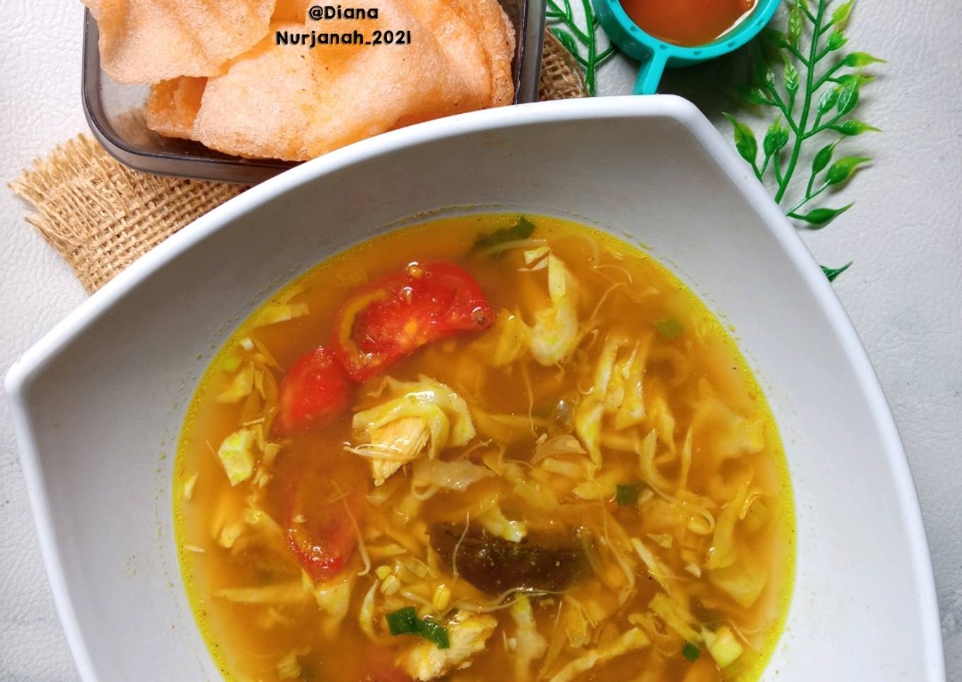 Soto Ayam Kuah Bening