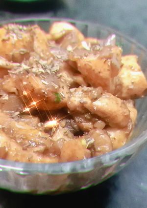 மஸ்ரும் கார்லிக் பிரை (mushroom garlic fry recipe in tamil) செய்முறை முக்கிய புகைப்படம்