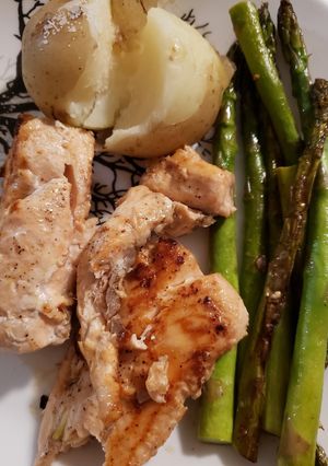 A picture of One pan salmon & asparagus.