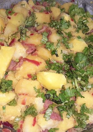 A picture of Potatoes salad.
