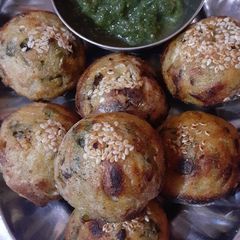 Mix Veg Rava Appe A picture of Mix Veg Rava Appe.