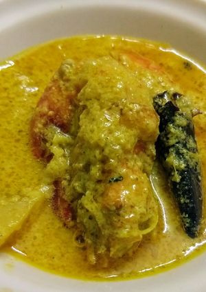 A picture of Chingri Malai curry / Prawn Malaikari.
