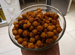 Una foto de 🍻 Snacks de garbanzo (para la picada o la birra)