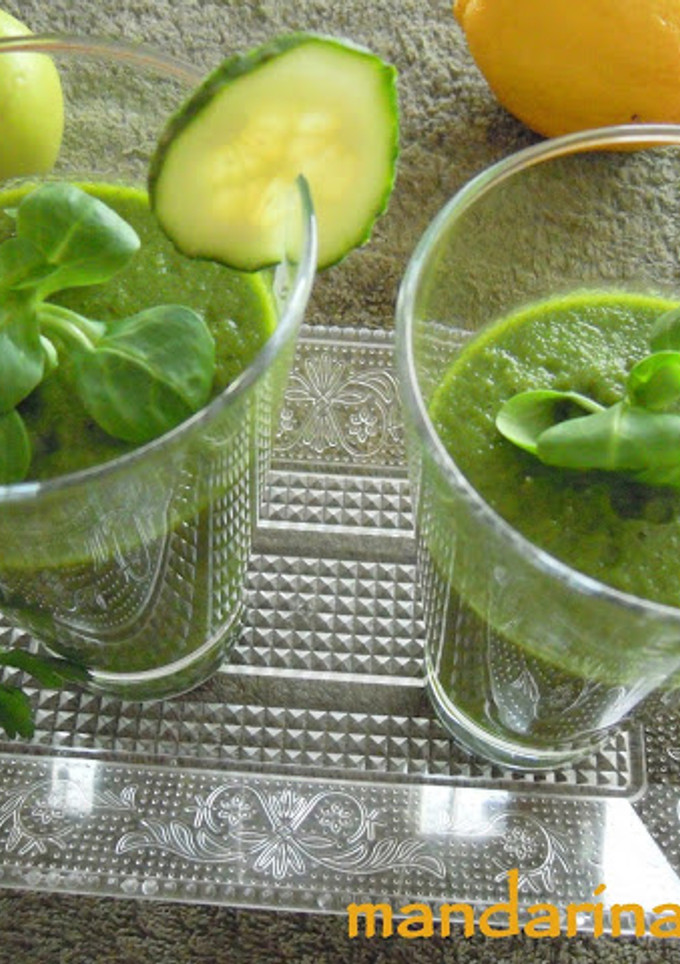 Una foto de Batido verde depurativo y antioxidante, smoothie
