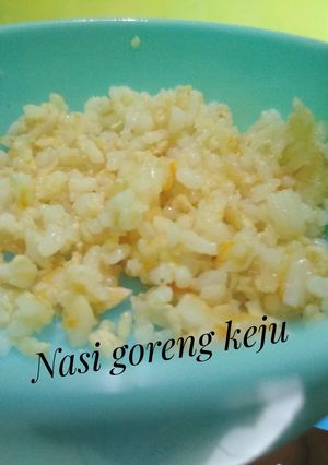 Foto resep Nasi goreng keju (MPASI 10m+)